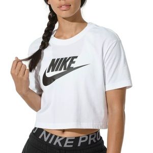 Nike - Women's Sportswear Essential Cropped T-Shirt